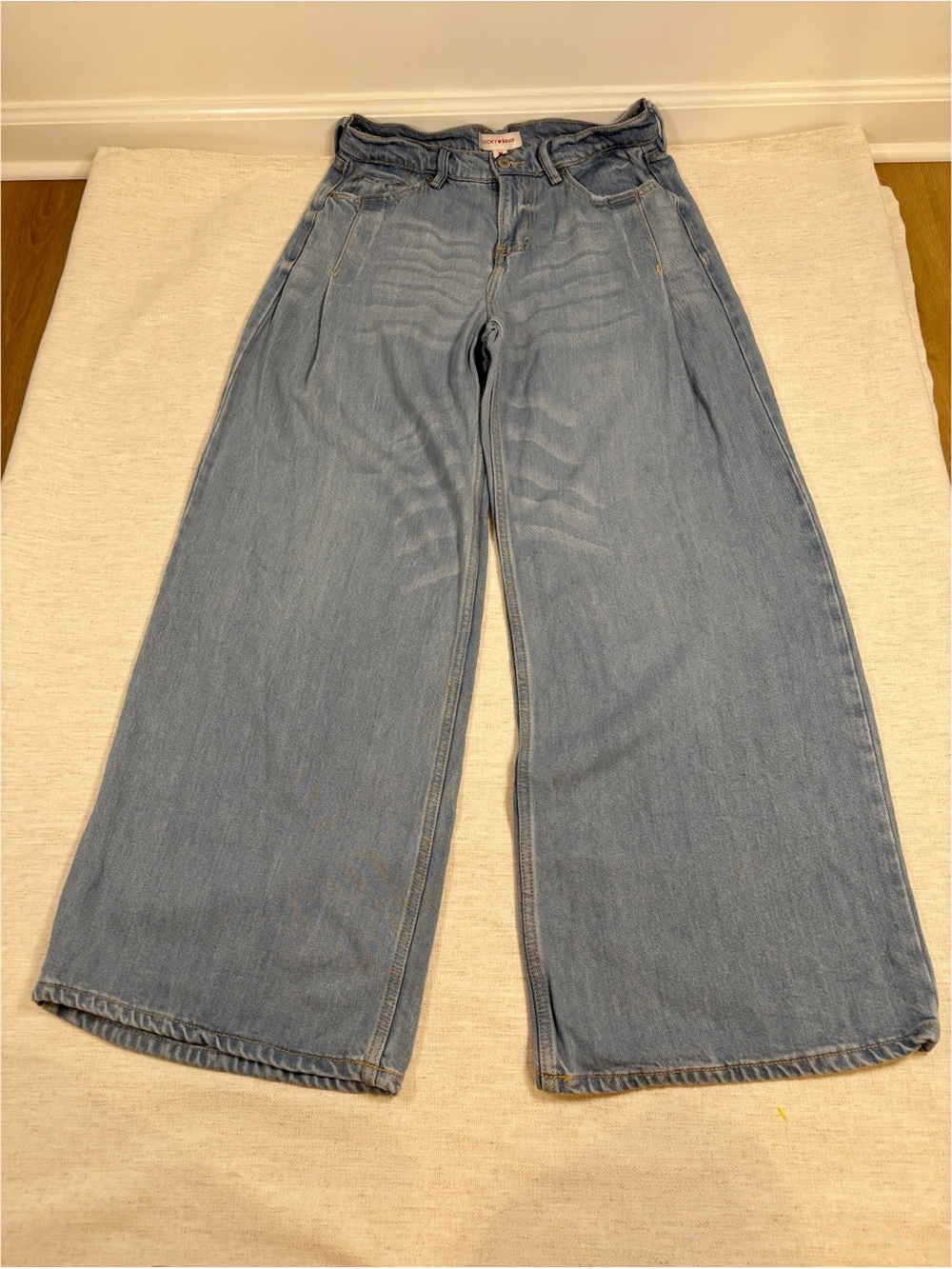 Lucky Brands women‎ high waisted wide leg palazzo jeans light wash